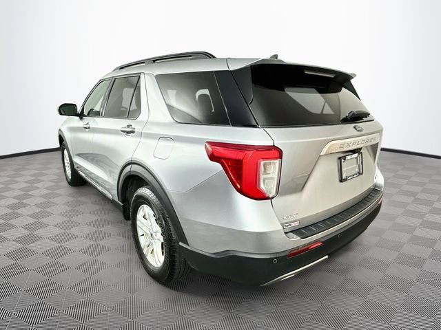 Certified 2022 Ford Explorer XLT w/ Equipment Group 202A AWD/4WD image 10
