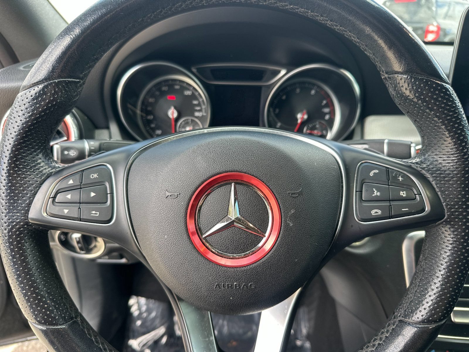 Used 2019 Mercedes-Benz CLA 250 image 25
