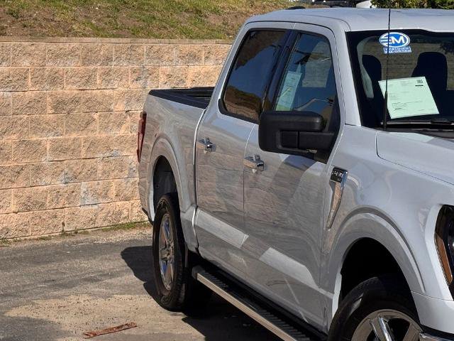 Certified 2025 Ford F150 XLT w/ Equipment Group 301A Standard RWD image 5