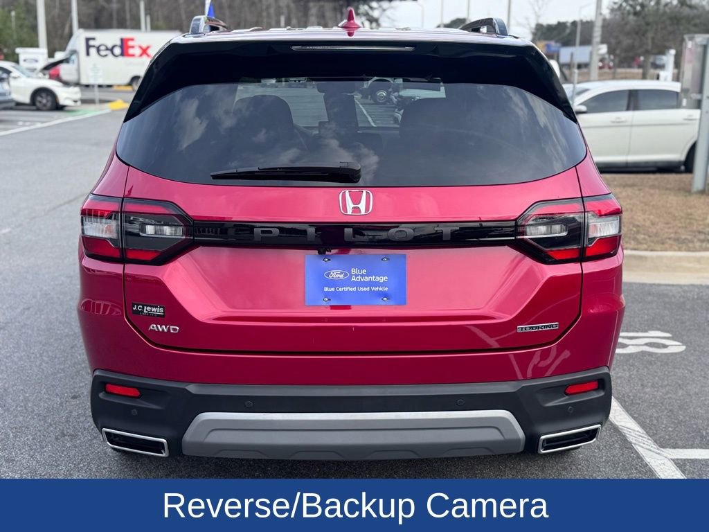 Used 2024 Honda Pilot Touring image 6