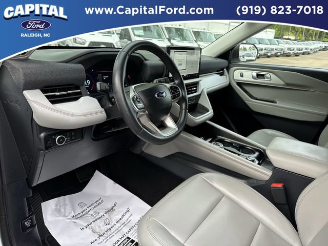 Certified 2025 Ford Explorer Active w/ Active Comfort Package RWD image 20