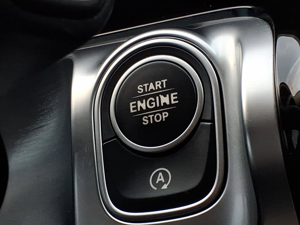 Used 2020 Mercedes-Benz GLB 250 image 24