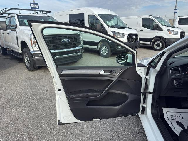Used 2020 Volkswagen Golf 4-Door image 16