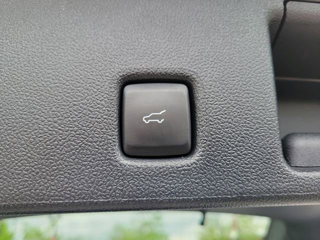 Certified 2024 Ford Escape ST-Line w/ Tech Pack #1 AWD/4WD image 9