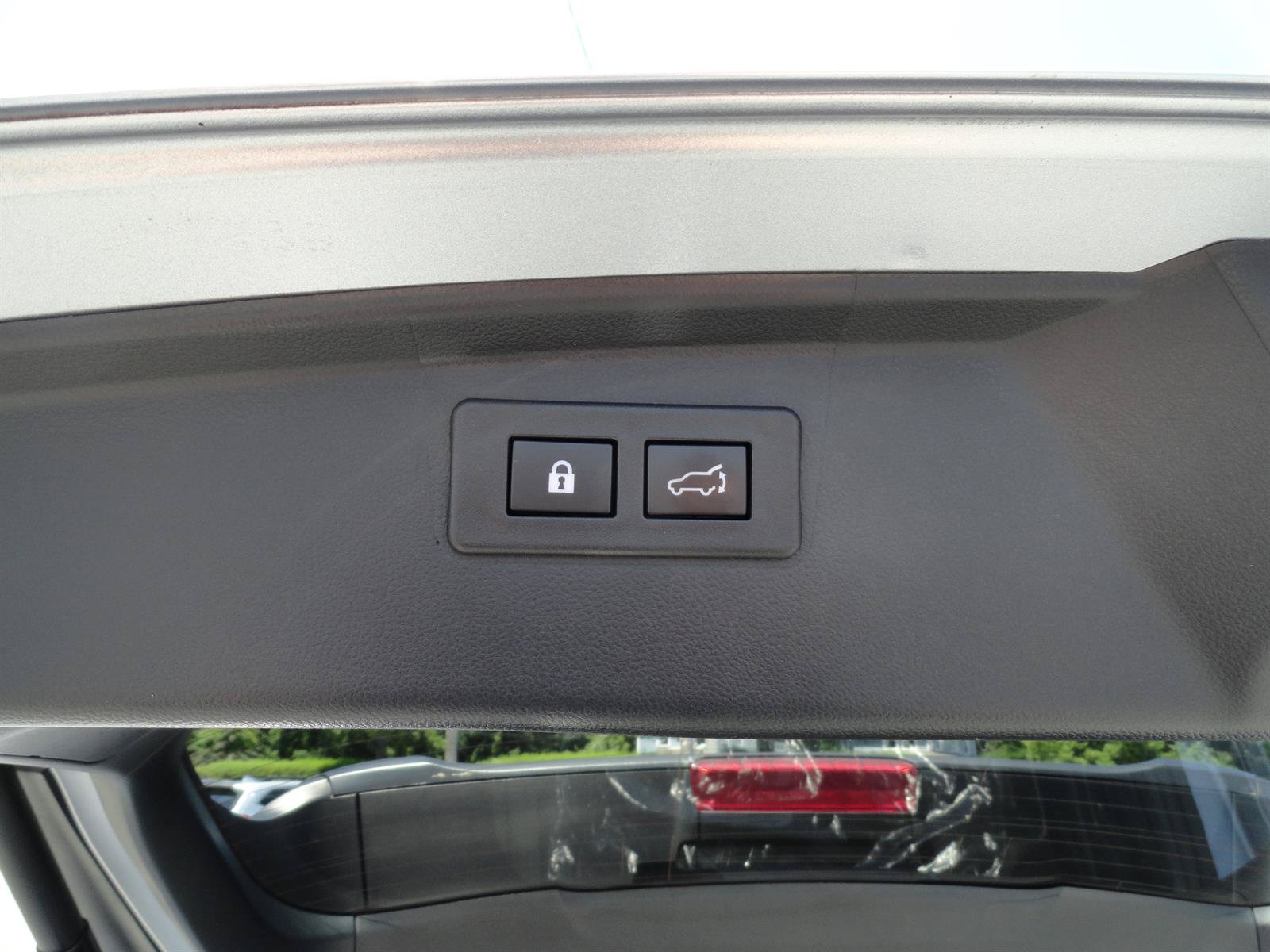 Used 2022 Subaru Outback Limited AWD/4WD image 25