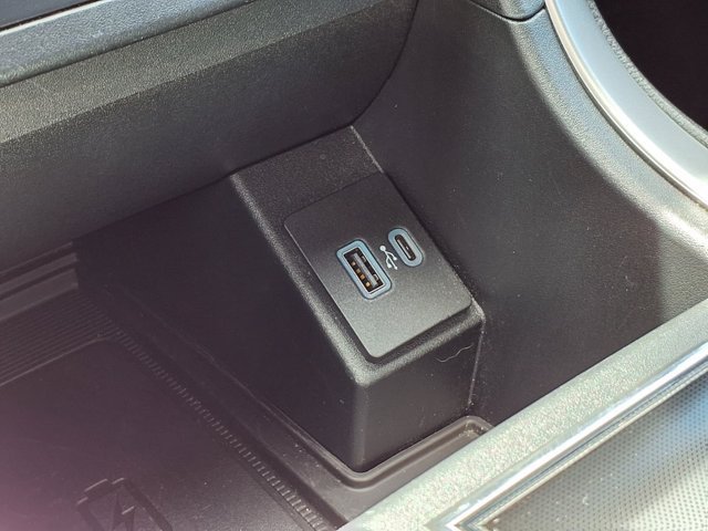Certified 2024 Ford Edge ST-Line AWD/4WD image 14