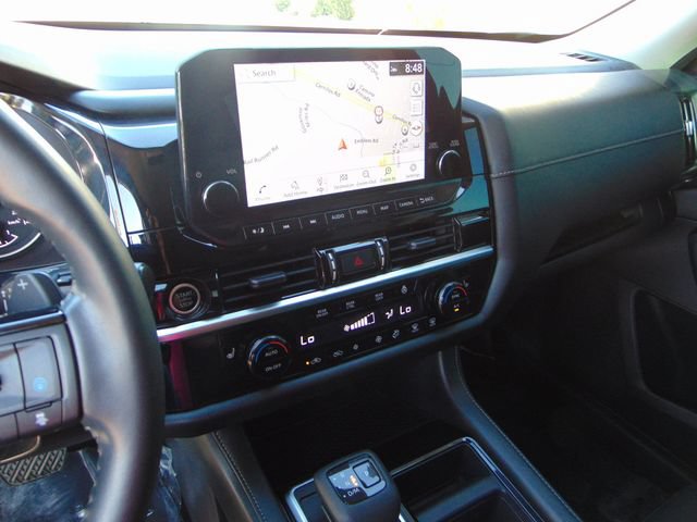 Used 2022 Nissan Pathfinder SL w/ SL Black Package AWD/4WD image 12