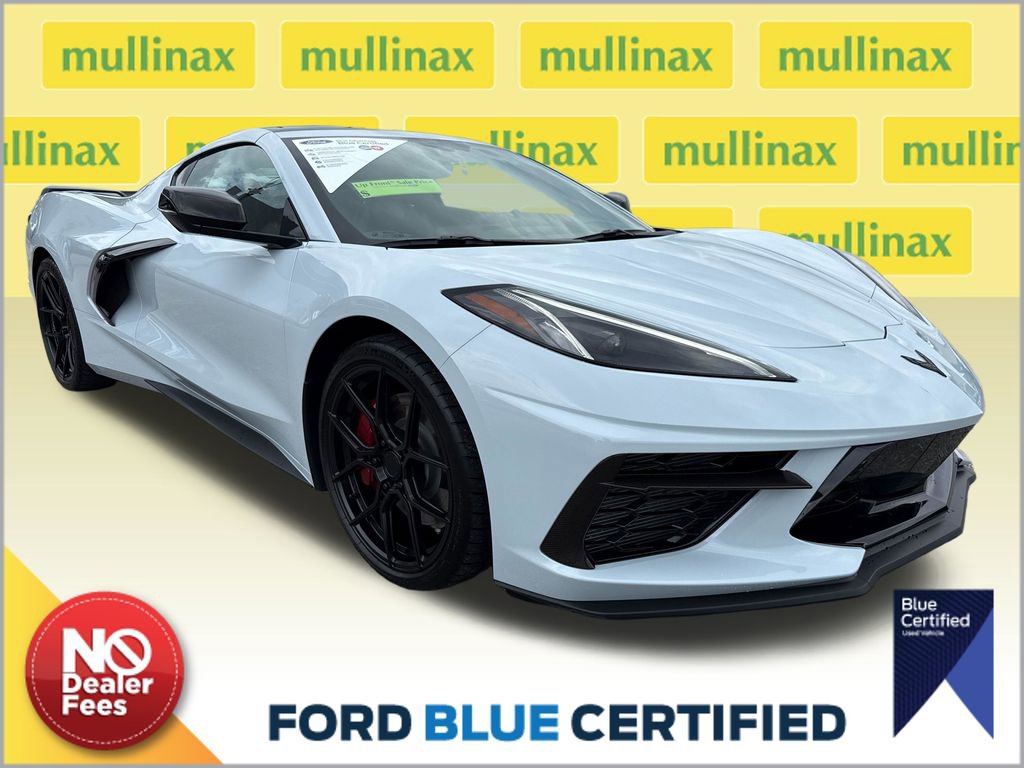 Used 2021 Chevrolet Corvette Stingray Preferred Cpe w/ Z51 Performance Package RWD image 1