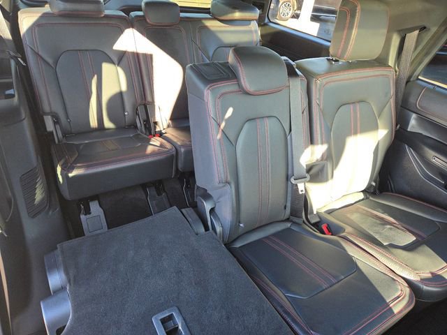 Certified 2022 Ford Expedition Limited image 34