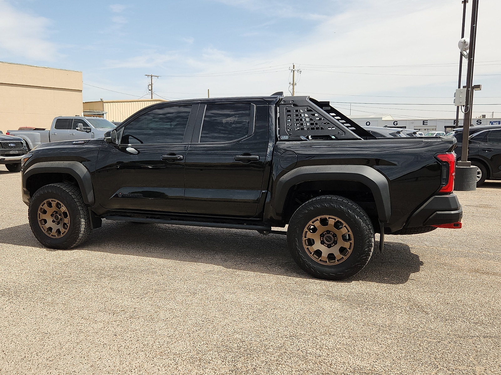 Used 2024 Toyota Tacoma 4x4 Double Cab Hybrid image 4