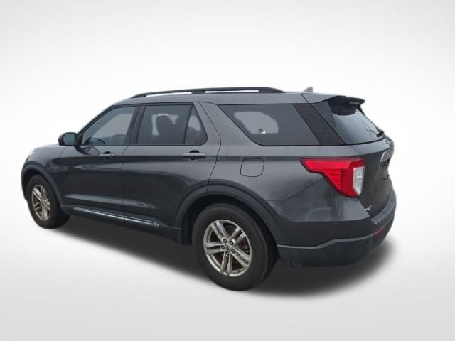 Certified 2020 Ford Explorer XLT w/ Equipment Group 202A image 2