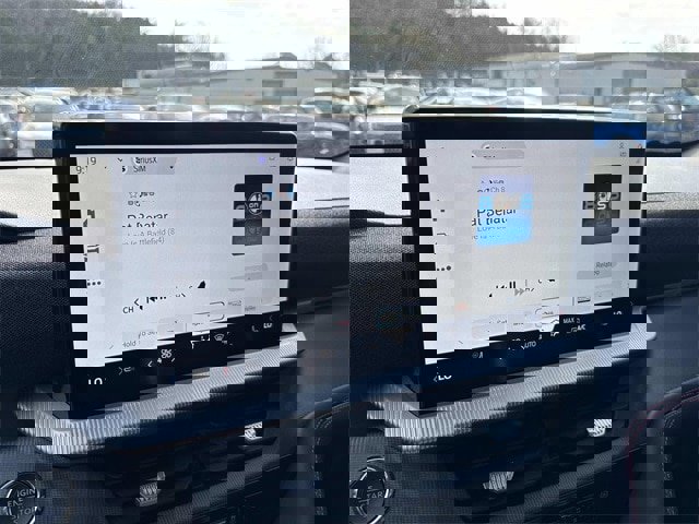 Certified 2025 Ford Explorer ST-Line w/ Premium Package image 33