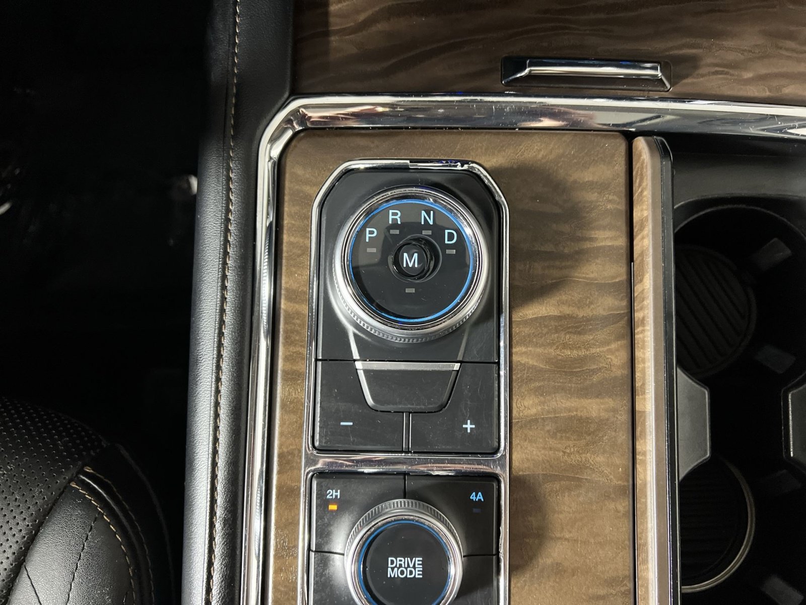 Certified 2019 Ford Expedition Platinum AWD/4WD image 22