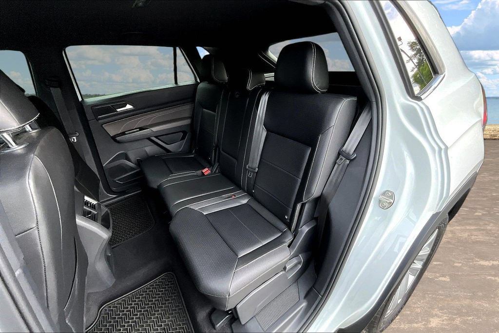 Used 2021 Volkswagen Atlas Cross Sport SE AWD/4WD image 24