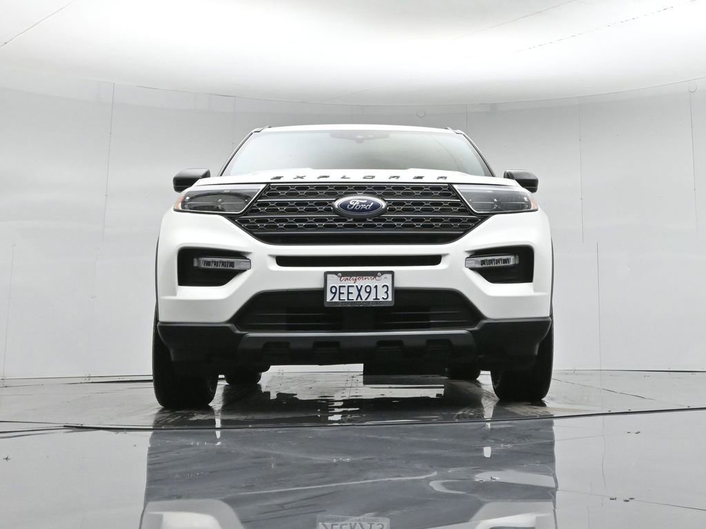 Certified 2023 Ford Explorer XLT w/ Equipment Group 202A image 30