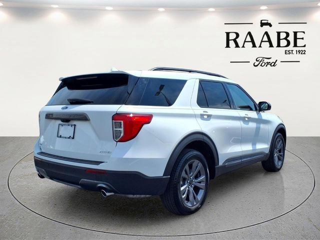 Certified 2024 Ford Explorer XLT w/ Equipment Group 202A AWD/4WD image 7