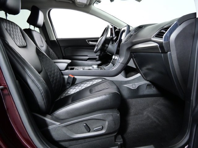 Certified 2023 Ford Edge Titanium AWD/4WD image 9