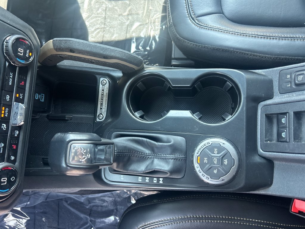 Certified 2025 Ford Bronco Badlands AWD/4WD image 28