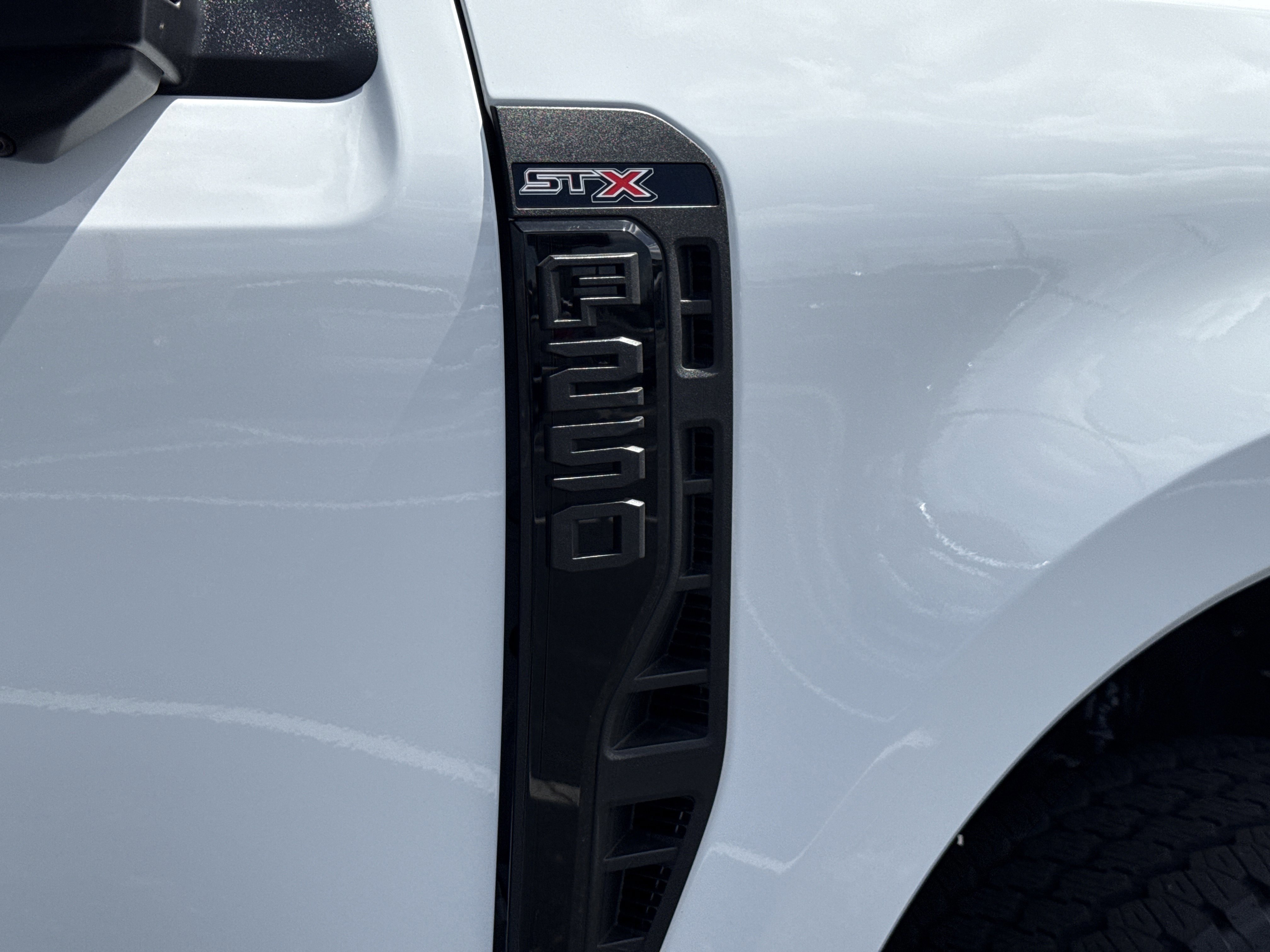 Certified 2024 Ford F250 XL w/ STX Appearance Package image 9
