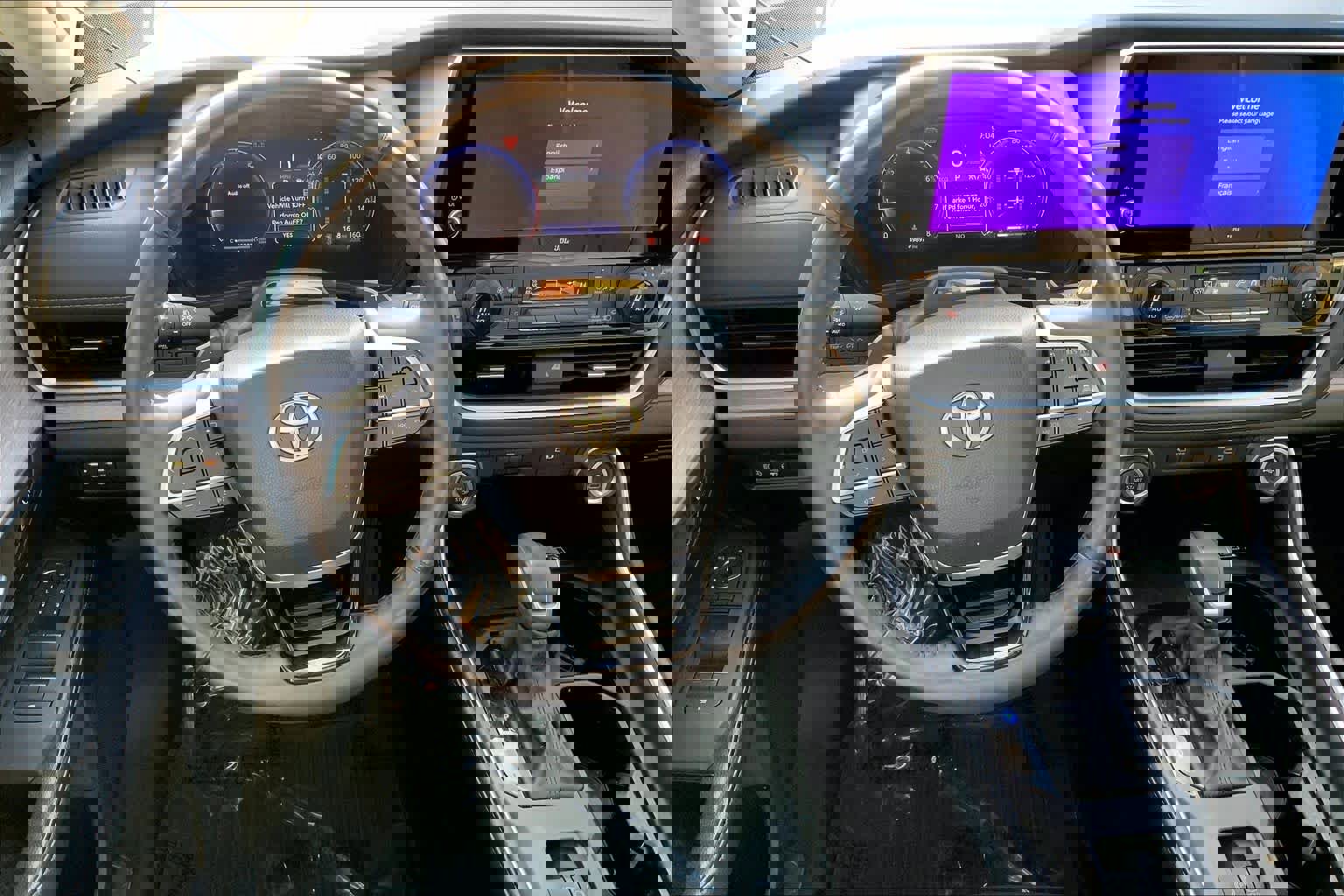 Used 2024 Toyota Grand Highlander Platinum image 5