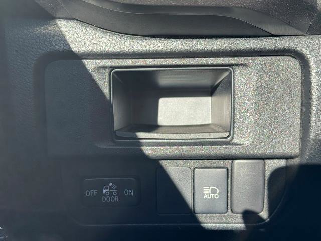 Used 2019 Toyota Tacoma SR5 image 17