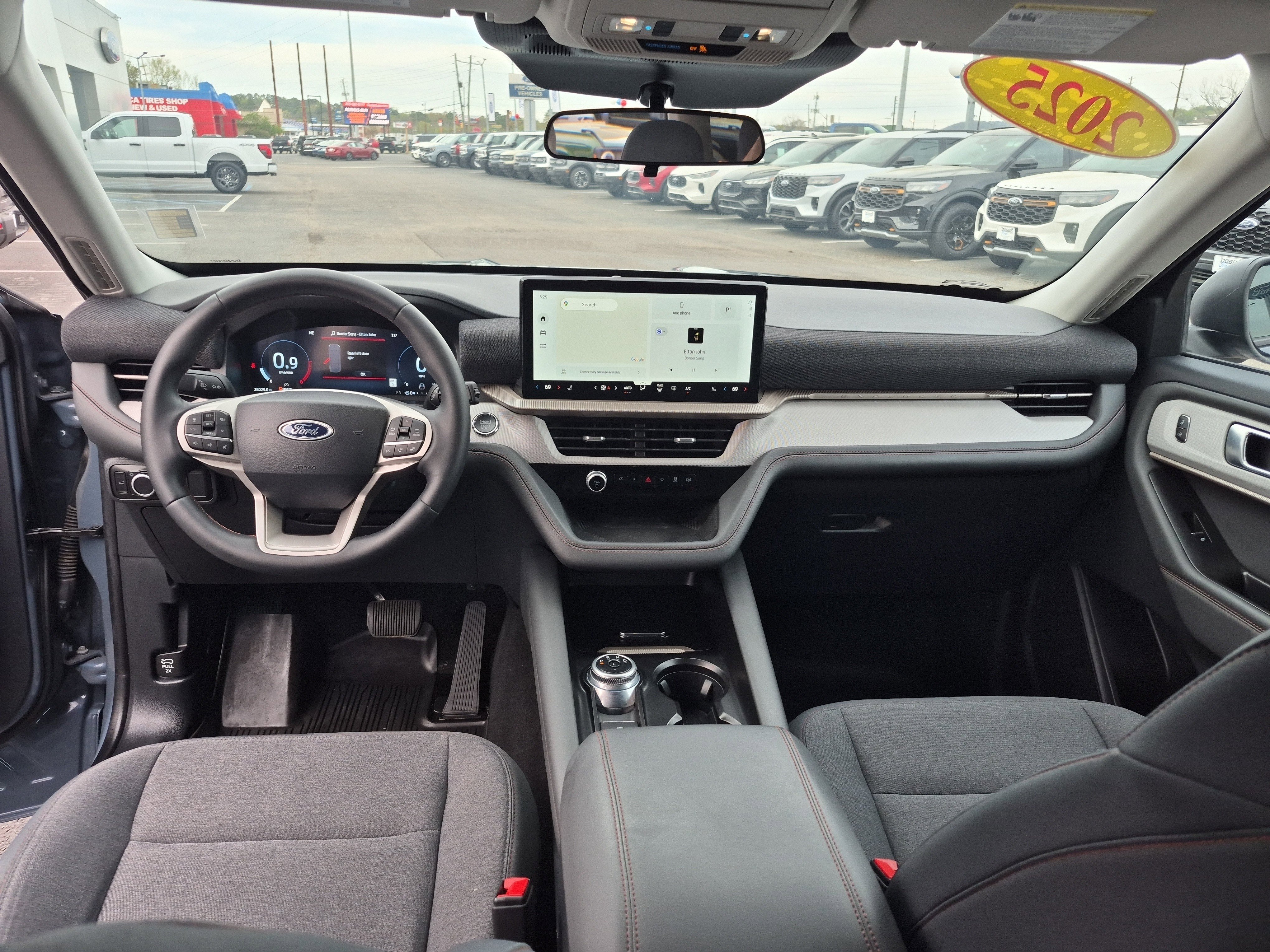 Certified 2025 Ford Explorer Active image 17