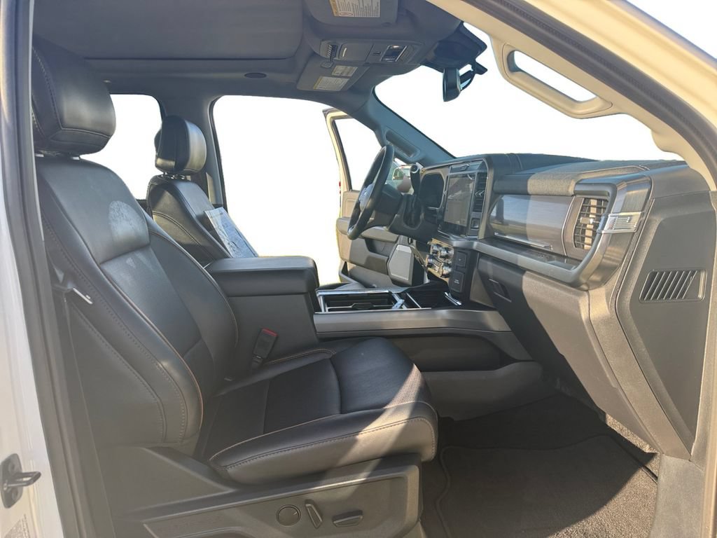 Certified 2025 Ford F350 Lariat w/ Lariat Ultimate Package AWD/4WD image 16