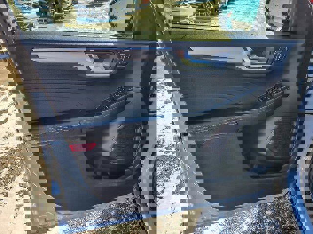 Certified 2025 Ford Escape Platinum image 21