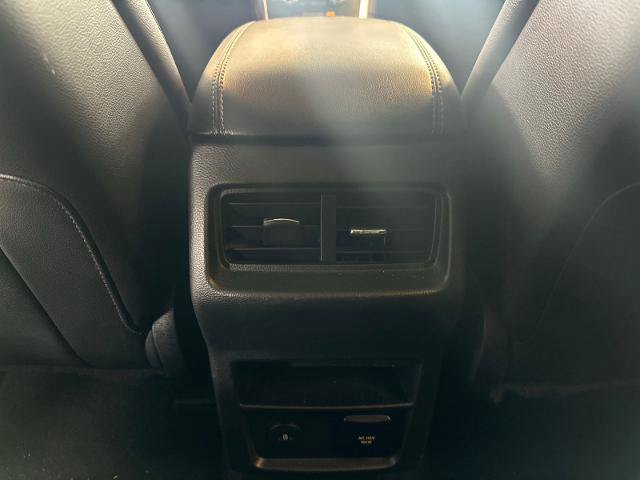 Certified 2024 Ford Edge Titanium AWD/4WD image 21