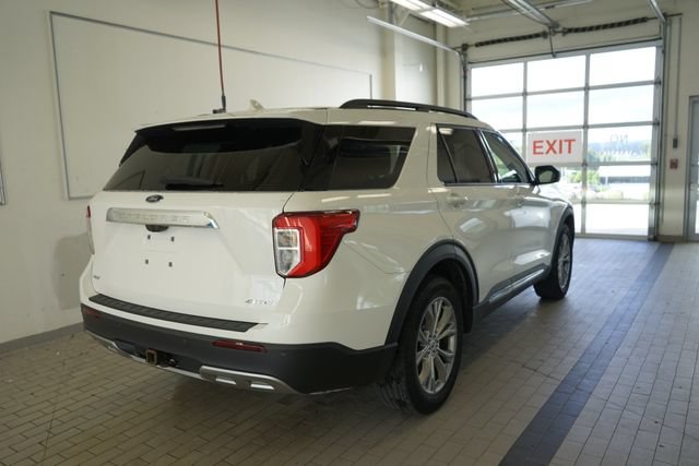 Certified 2023 Ford Explorer XLT w/ Equipment Group 202A AWD/4WD image 13