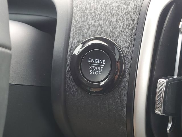 Certified 2025 Ford Expedition Active AWD/4WD image 16