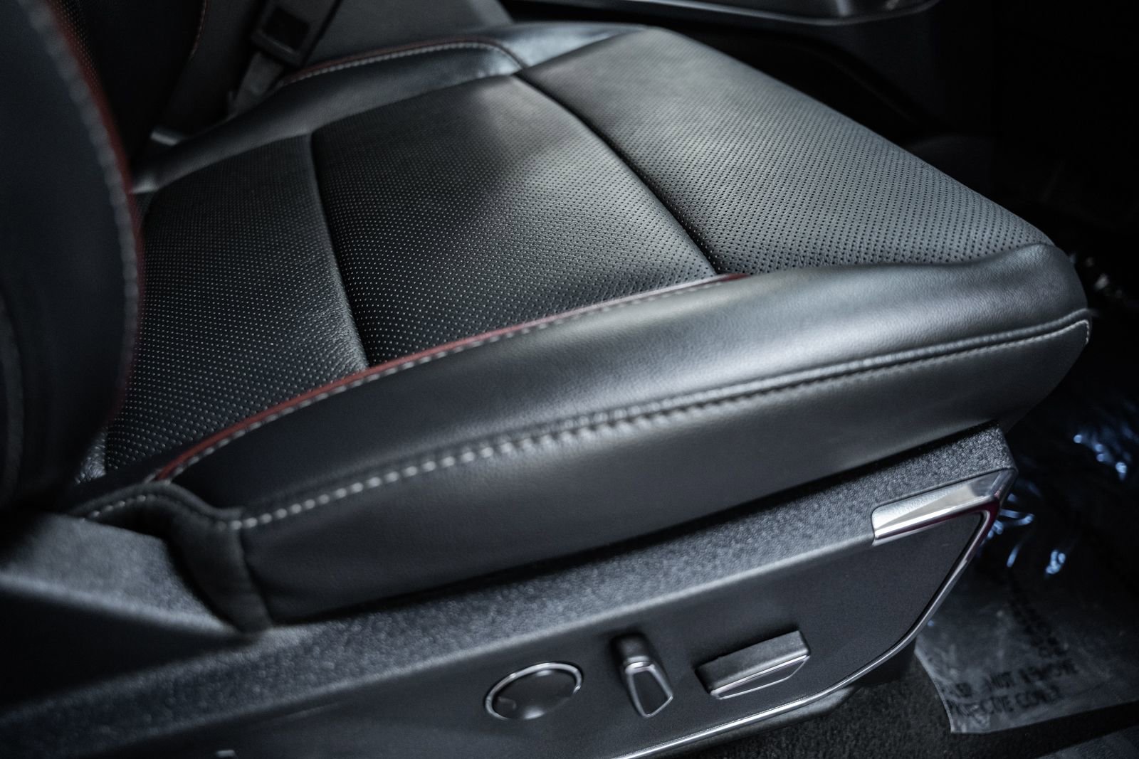 Certified 2021 Ford F150 Lariat w/ Equipment Group 502A High image 43