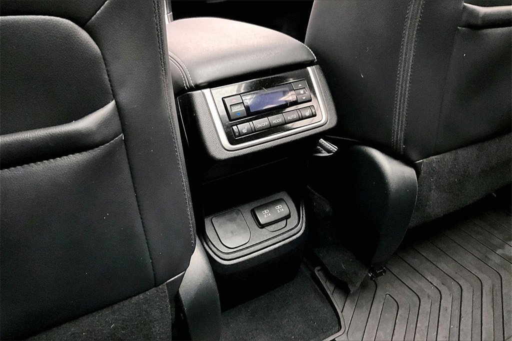 Used 2020 Subaru Ascent Limited w/ Technology Package image 34