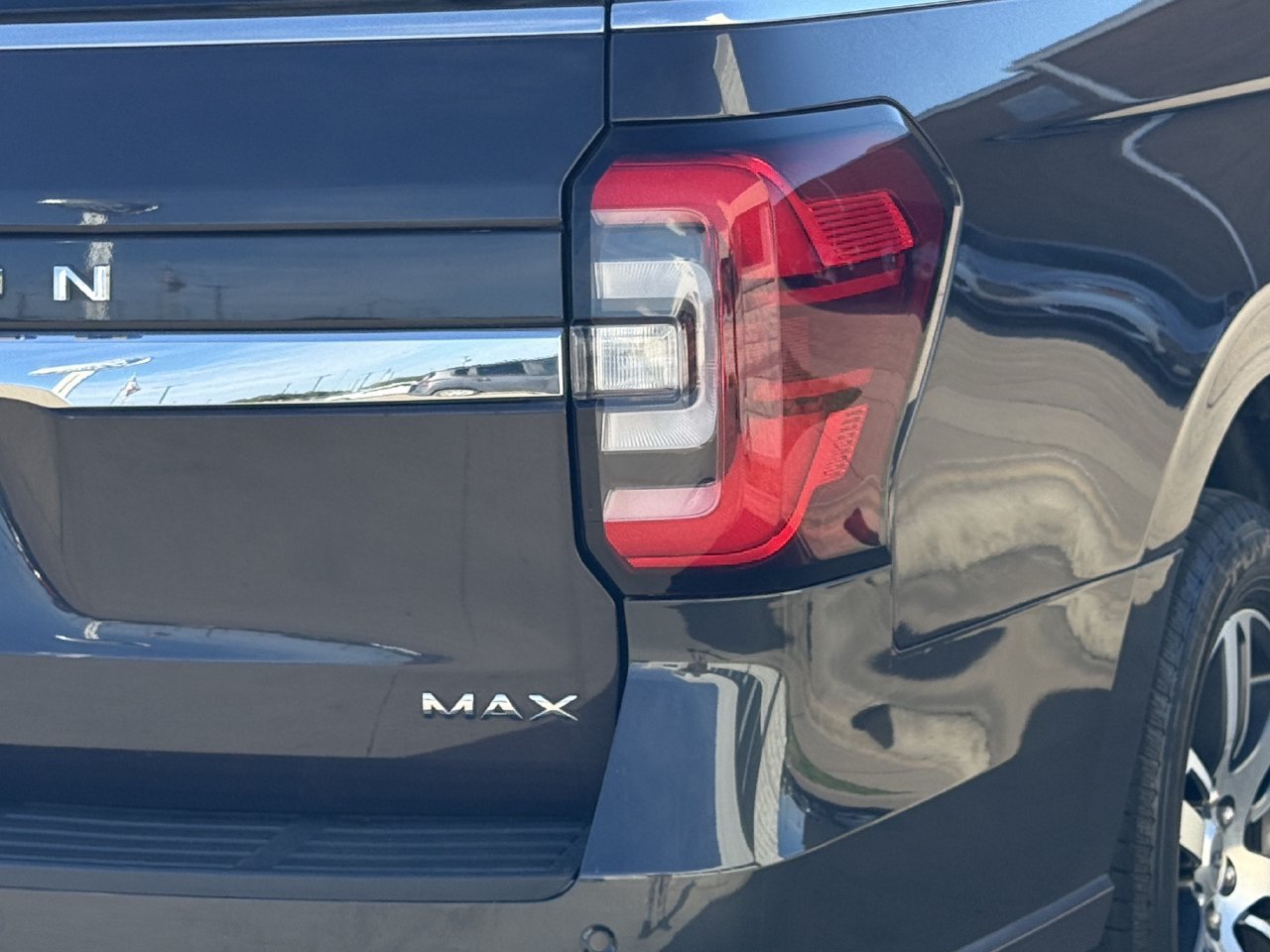 Certified 2024 Ford Expedition Max Limited RWD image 7