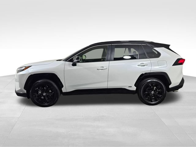 Used 2025 Toyota RAV4 XSE w/ Advanced Technology Package AWD/4WD image 4