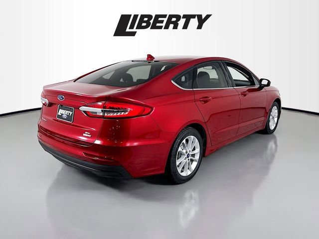 Certified 2020 Ford Fusion SE image 5