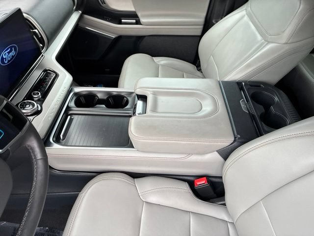Certified 2025 Ford Expedition Active AWD/4WD image 71