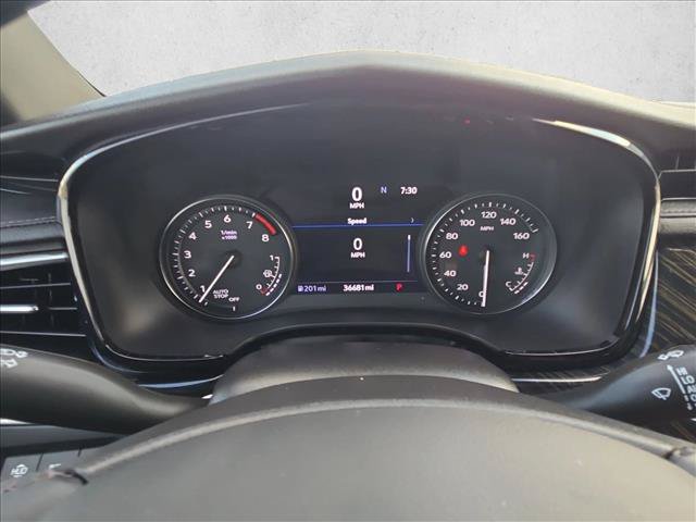 Used 2022 Cadillac XT6 Premium Luxury w/ LPO, ONYX Package FWD image 11