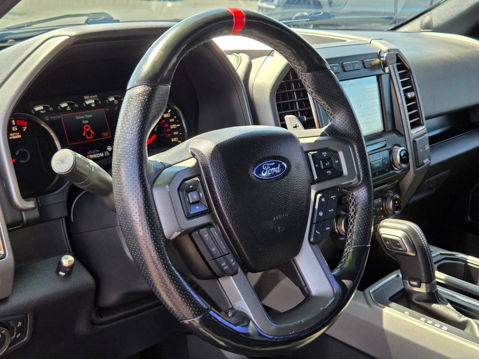 Certified 2018 Ford F150 Raptor w/ Equipment Group 802A Luxury AWD/4WD image 20