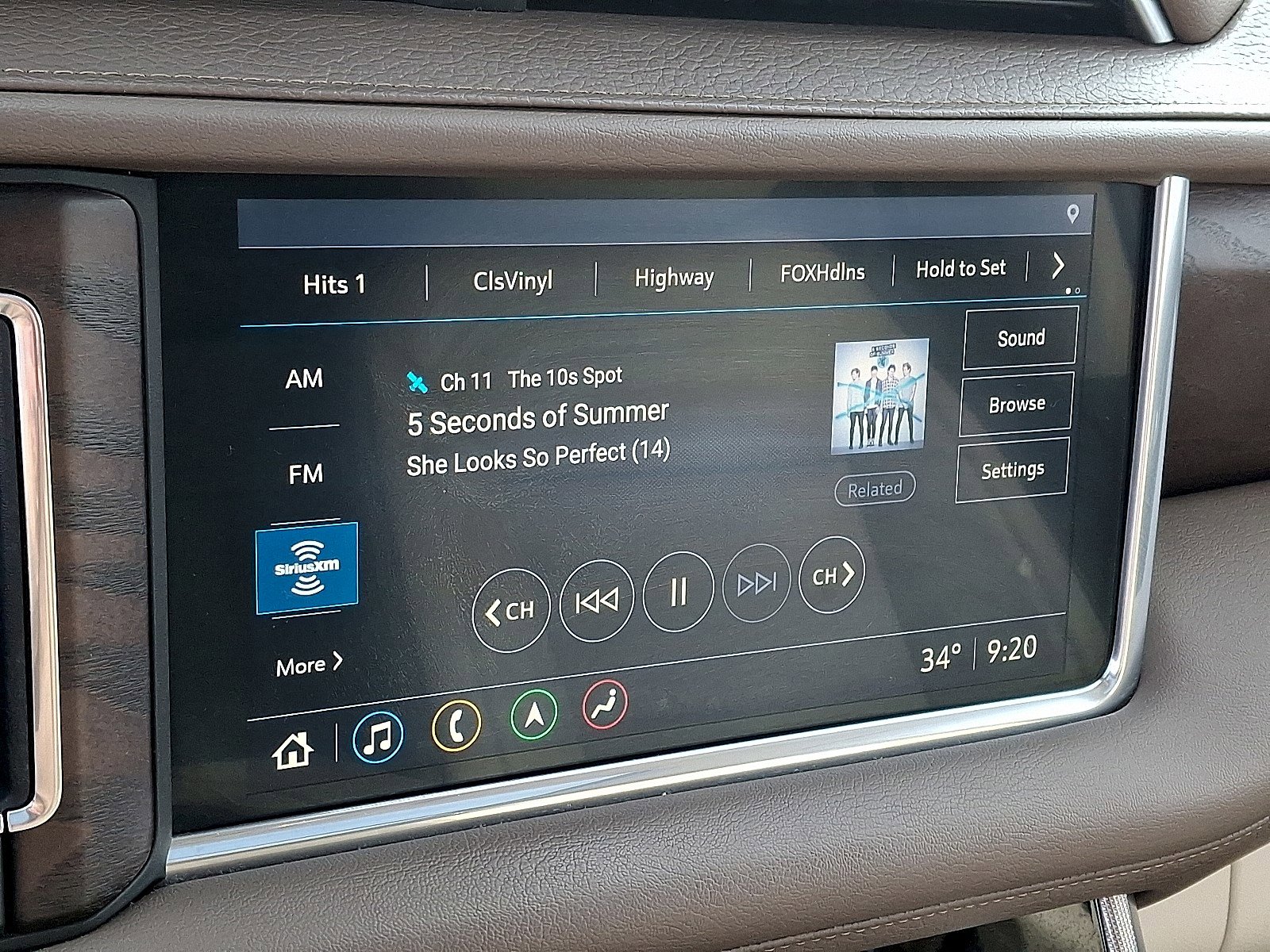 Used 2021 GMC Yukon Denali w/ Denali Premium Package image 17