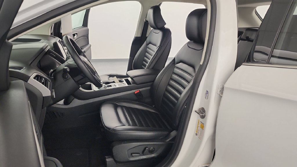 Certified 2024 Ford Edge SEL AWD/4WD image 15