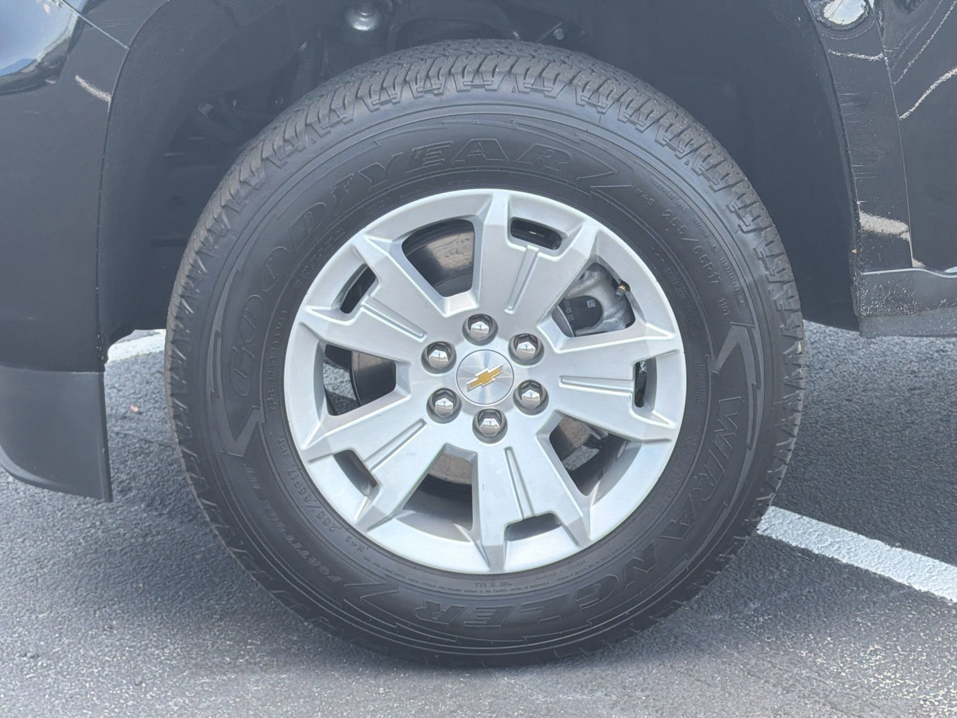 Used 2022 Chevrolet Colorado LT w/ Fleet Safety Package image 27