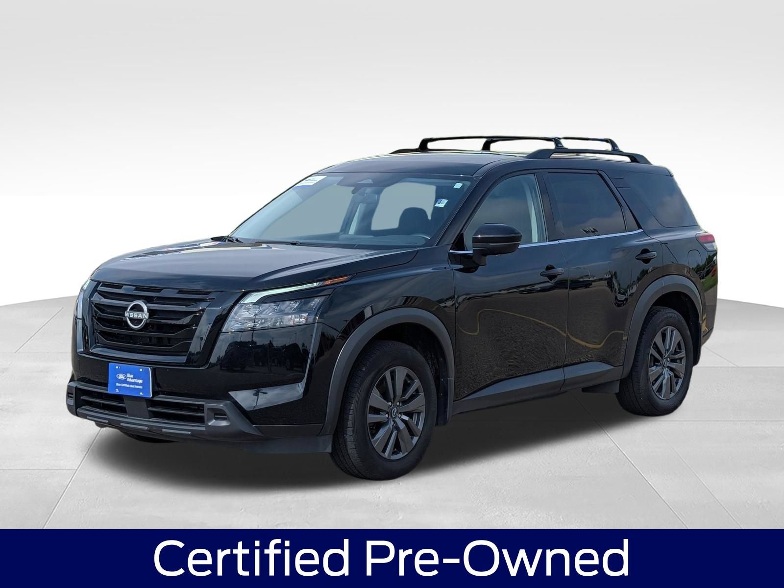 Used 2023 Nissan Pathfinder SV w/ Black Appearance Package AWD/4WD image 1