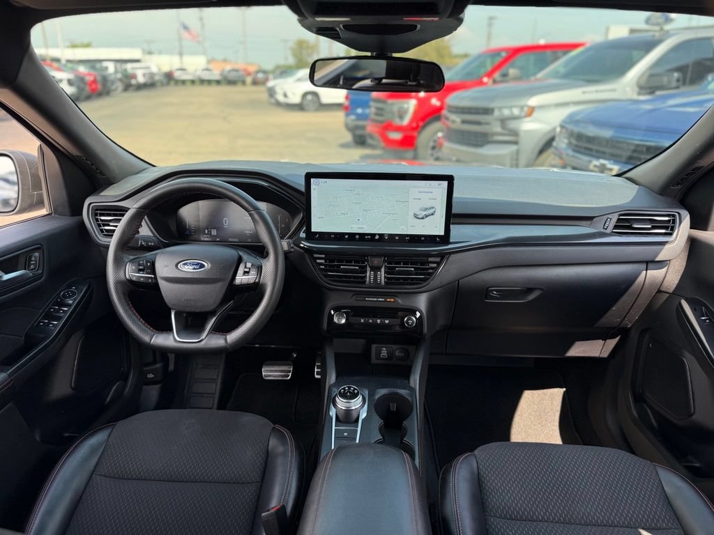 Certified 2024 Ford Escape ST-Line w/ Tech Pack #1 AWD/4WD image 2
