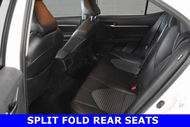 Used 2021 Toyota Camry SE image 12