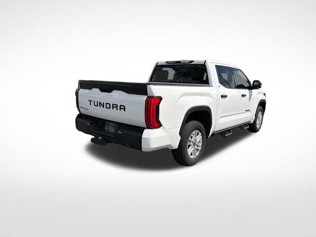 Used 2022 Toyota Tundra SR5 w/ SR5 Convenience Package image 3