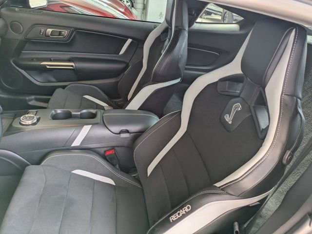 Certified 2022 Ford Mustang Shelby GT500 w/ Carbon Fiber Track Pack image 15