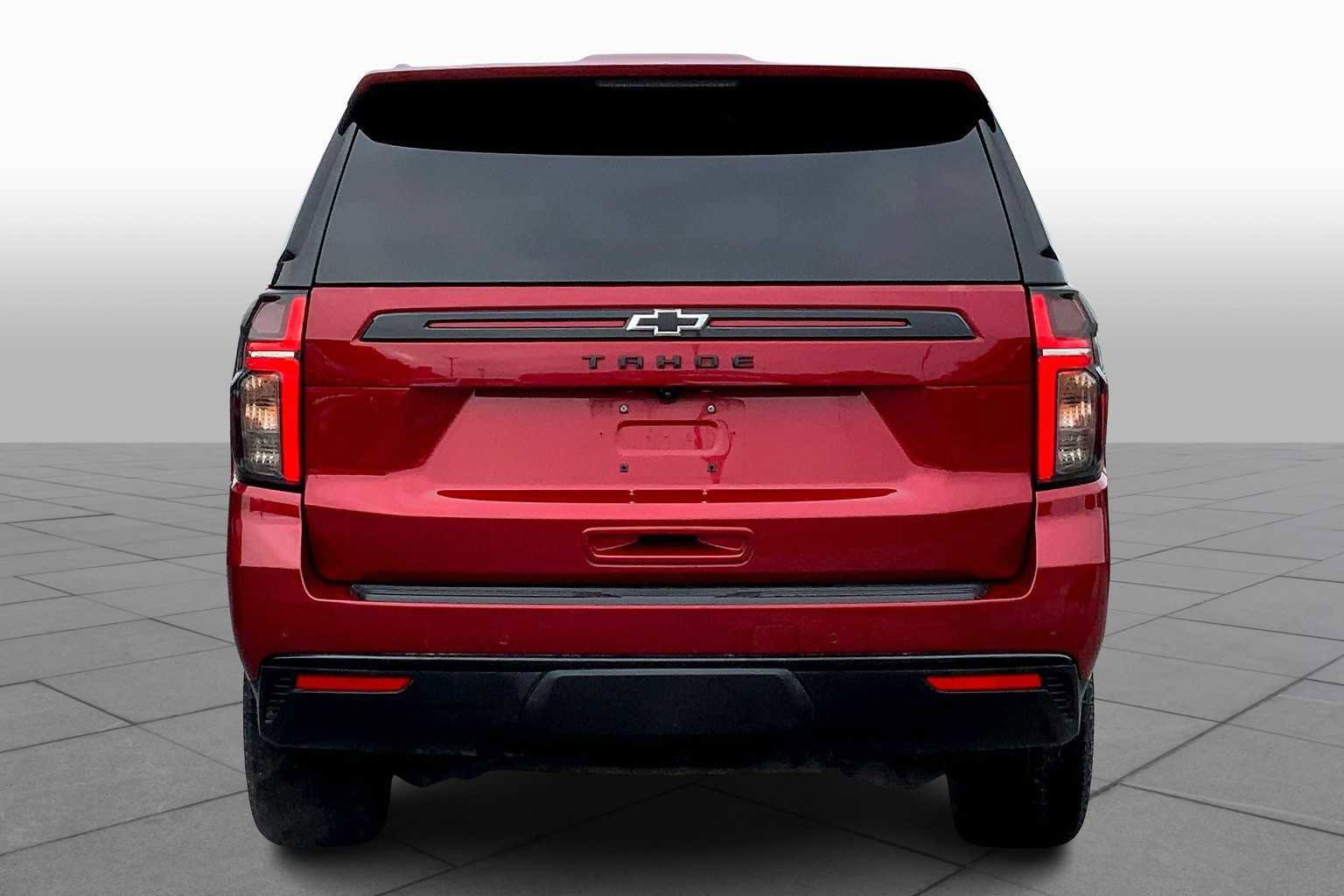 Used 2023 Chevrolet Tahoe Z71 w/ Luxury Package image 3