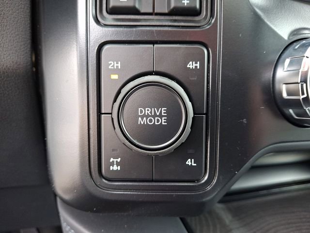 Certified 2025 Ford F250 Platinum image 25