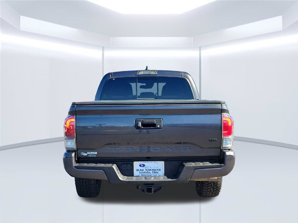 Used 2020 Toyota Tacoma TRD Sport AWD/4WD image 6